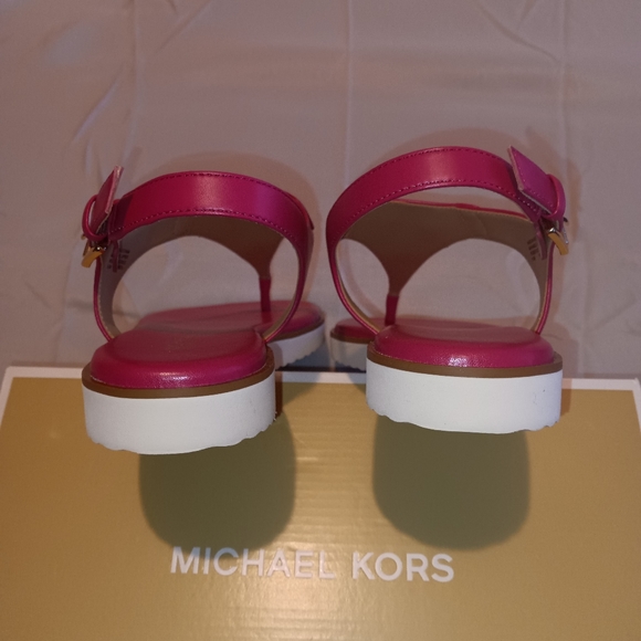 Michael Kors Jilly Thong Sandals - Picture 8 of 13